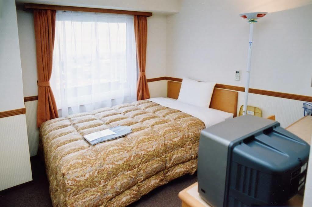 Toyoko Inn Sendai-Eki Nishi-Guchi Chuo מראה חיצוני תמונה